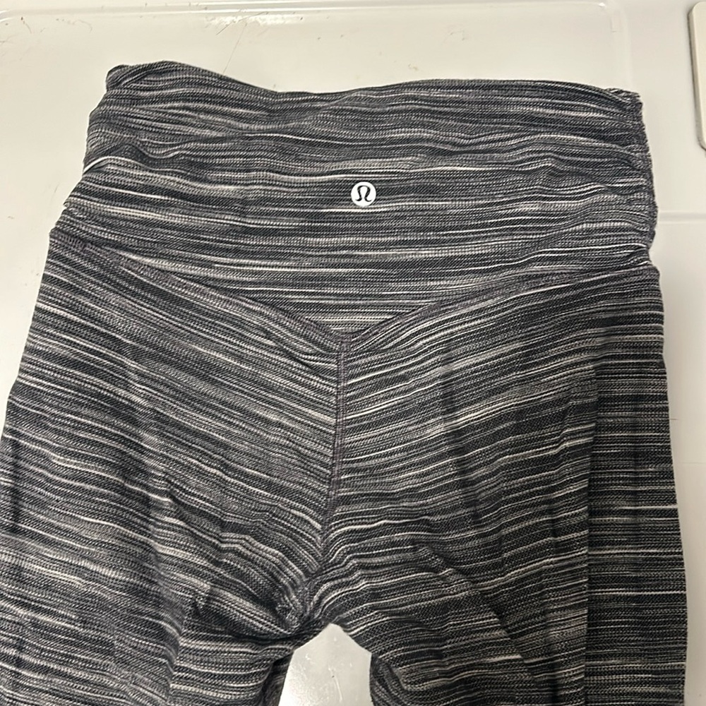 Lululemon capri leggings